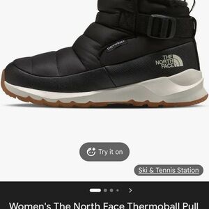 The North Face Women's Black Thermoball Winter Boots